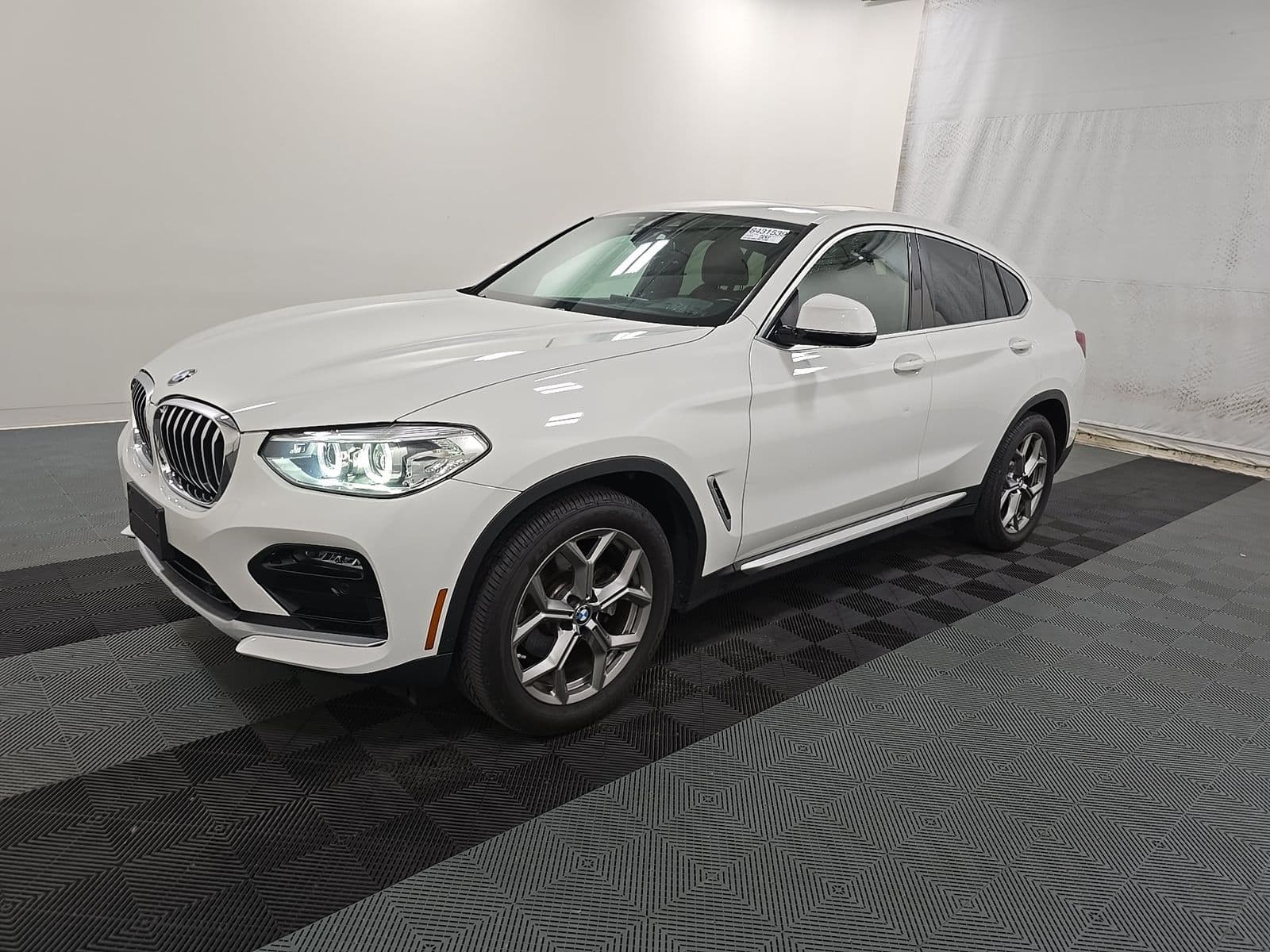 2021 BMW X4 xDrive30i