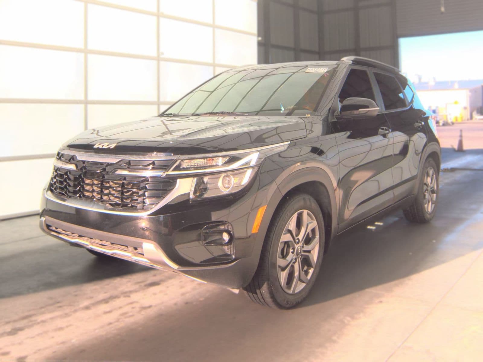 2024 KIA SELTOS S 1