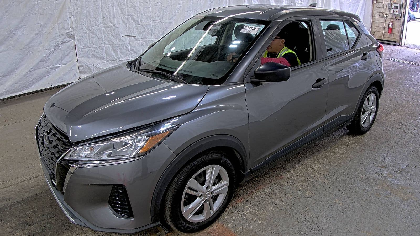 2023 NISSAN KICKS S 1