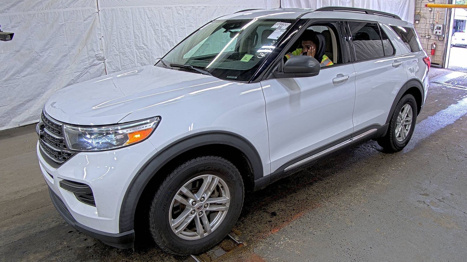 2020 FORD EXPLORER XLT 1
