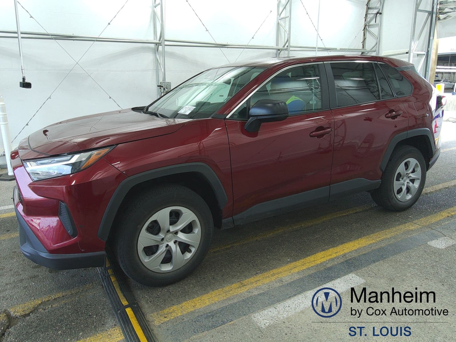 2025 TOYOTA RAV4 LE