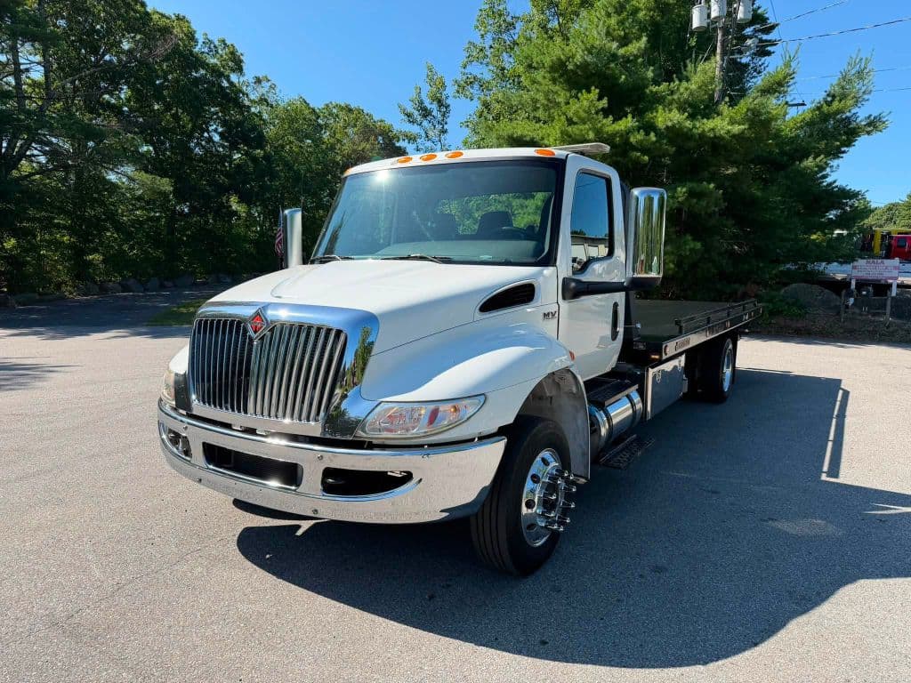 2021 INTERNATIONAL MV607 Base