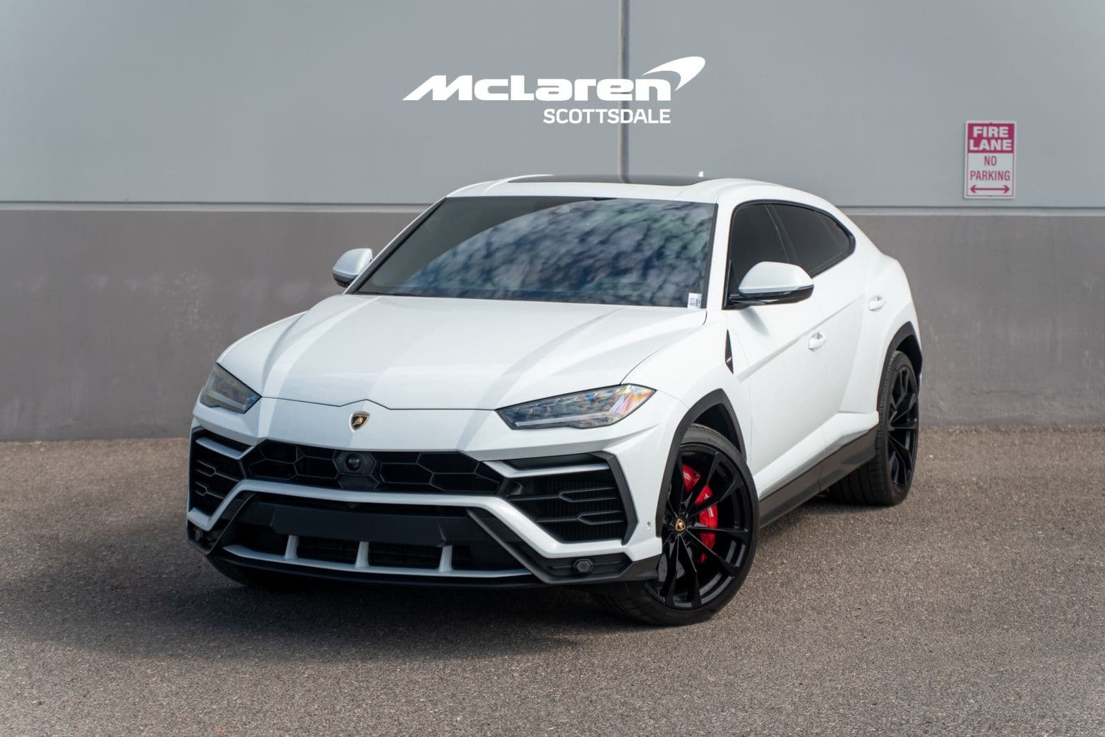 2022 LAMBORGHINI URUS Base