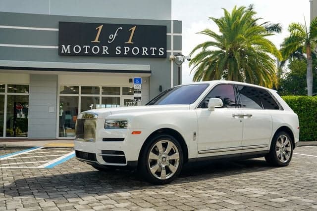 2022 ROLLS-ROYCE CULLINAN Base