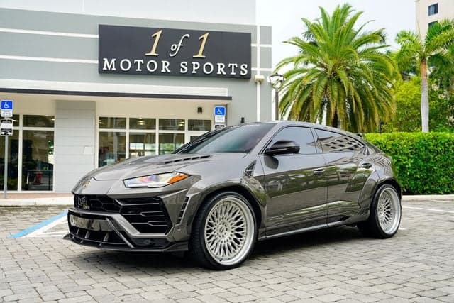 2021 LAMBORGHINI URUS Base