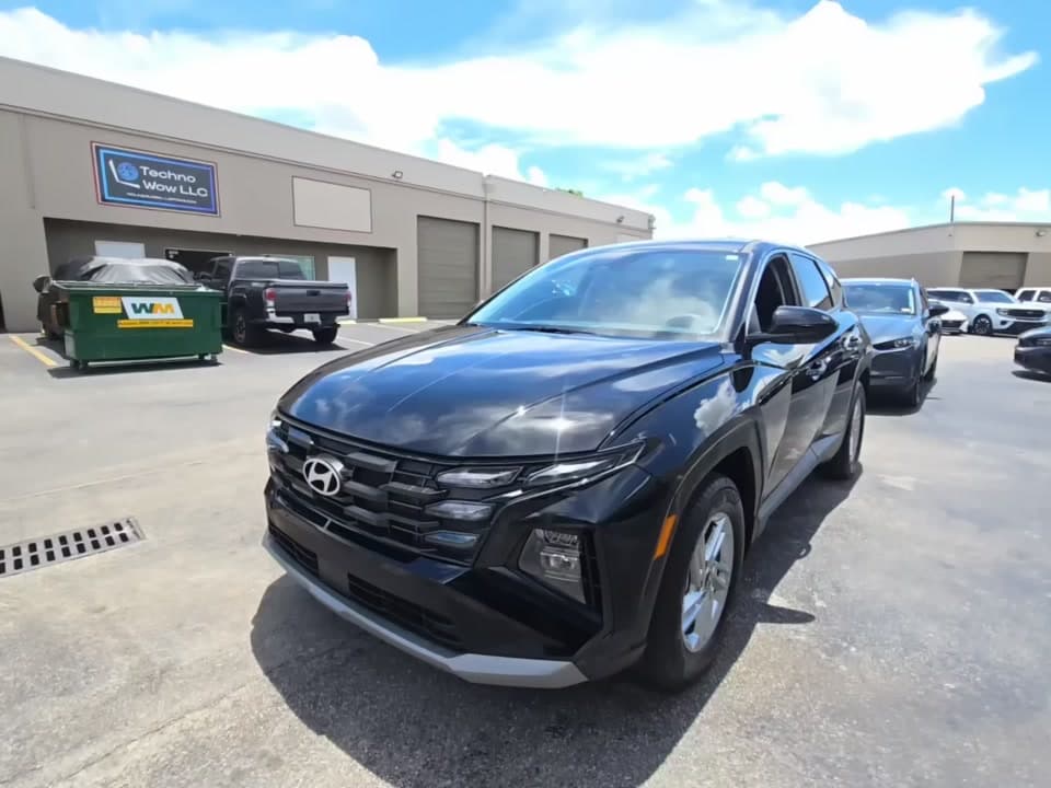 2026 HYUNDAI TUCSON SE