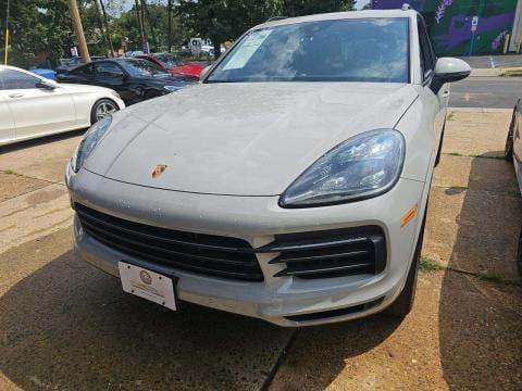 2022 PORSCHE CAYENNE PLATINUM Edition