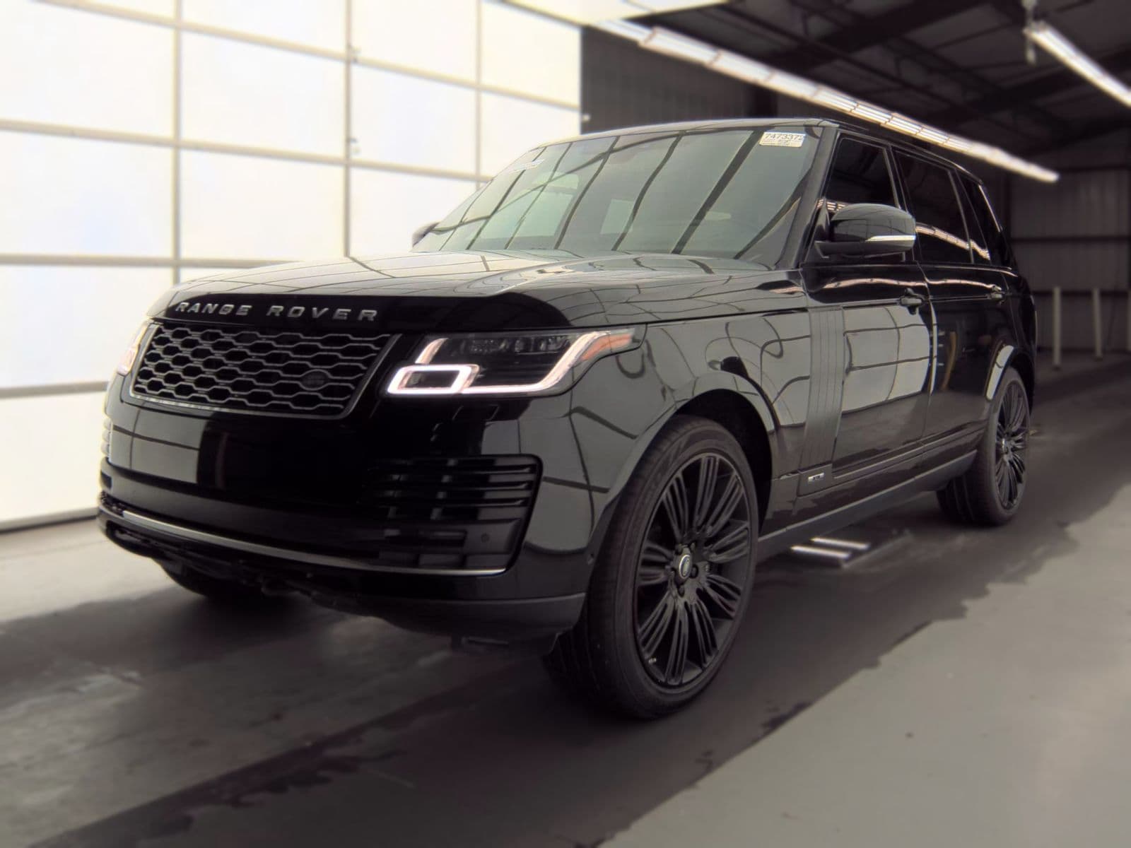 2019 LAND ROVER RANGE ROVER SUPERCHARGED LWB