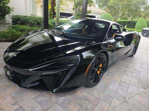 2023 MCLAREN ARTURA Base