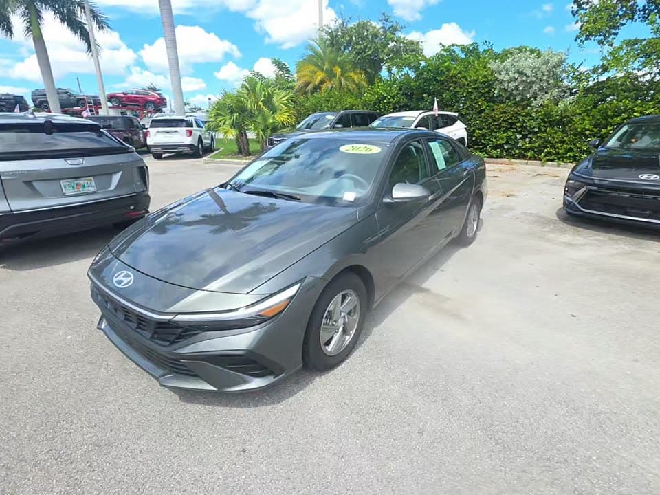 2026 HYUNDAI ELANTRA SE 1