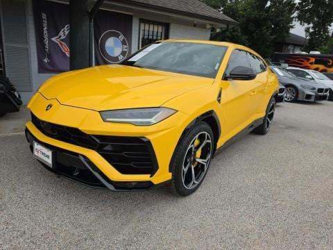 2022 LAMBORGHINI URUS Base