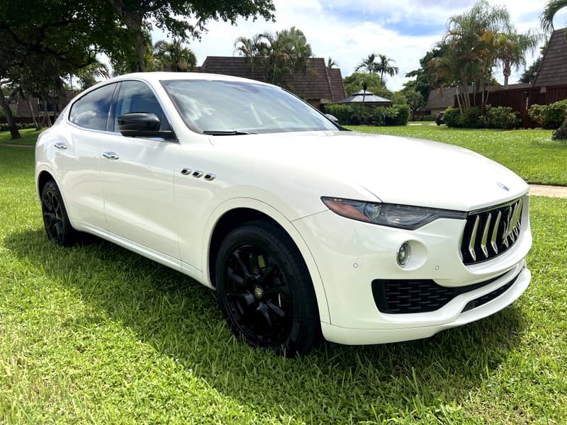 2020 MASERATI LEVANTE S