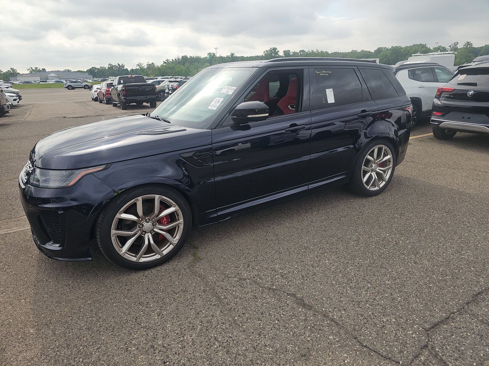 2022 LAND ROVER RANGE ROVER SPORT SVR CARBON Edition