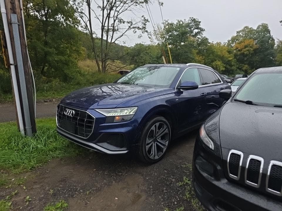 2022 AUDI Q8 Prestige