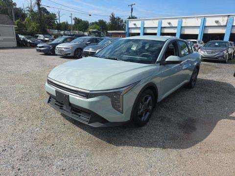 2026 KIA K4 LXS