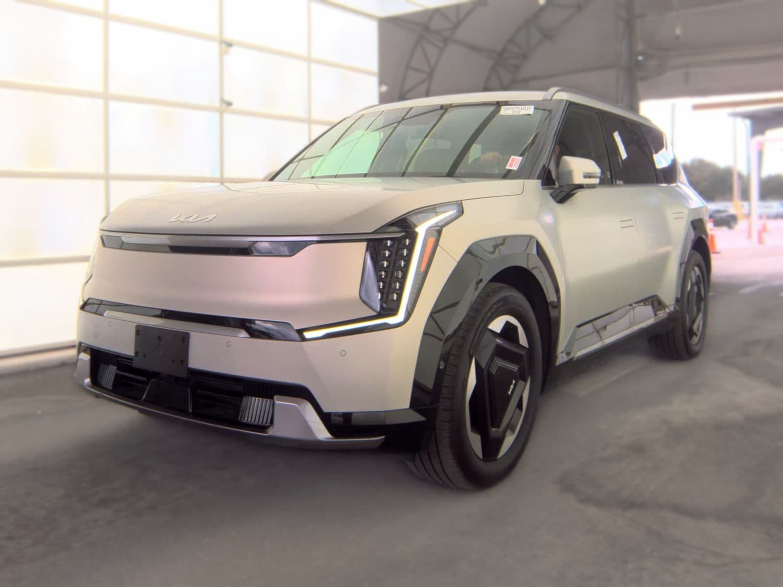 2024 KIA EV9 Land
