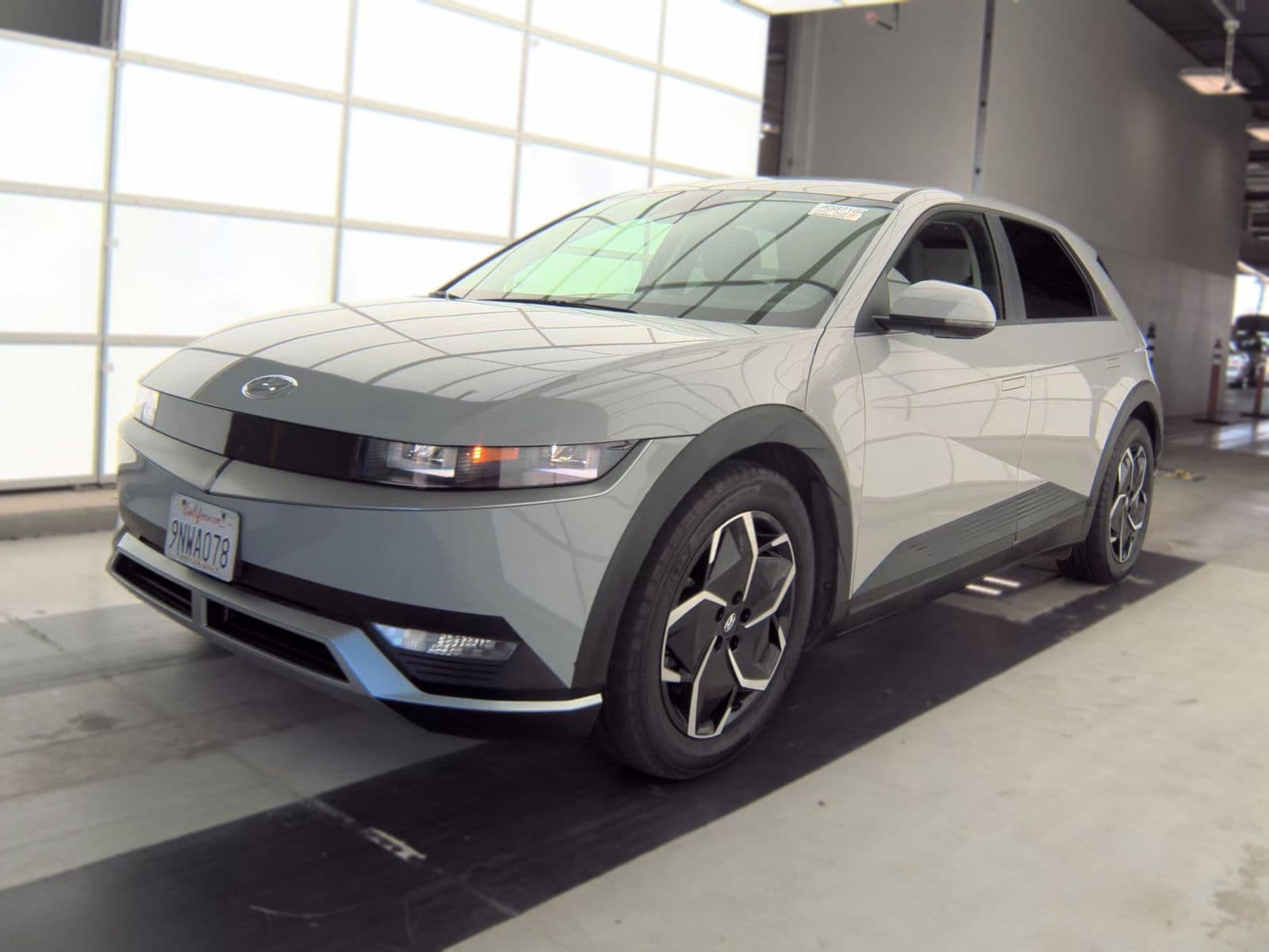 2024 HYUNDAI IONIQ 5 SE