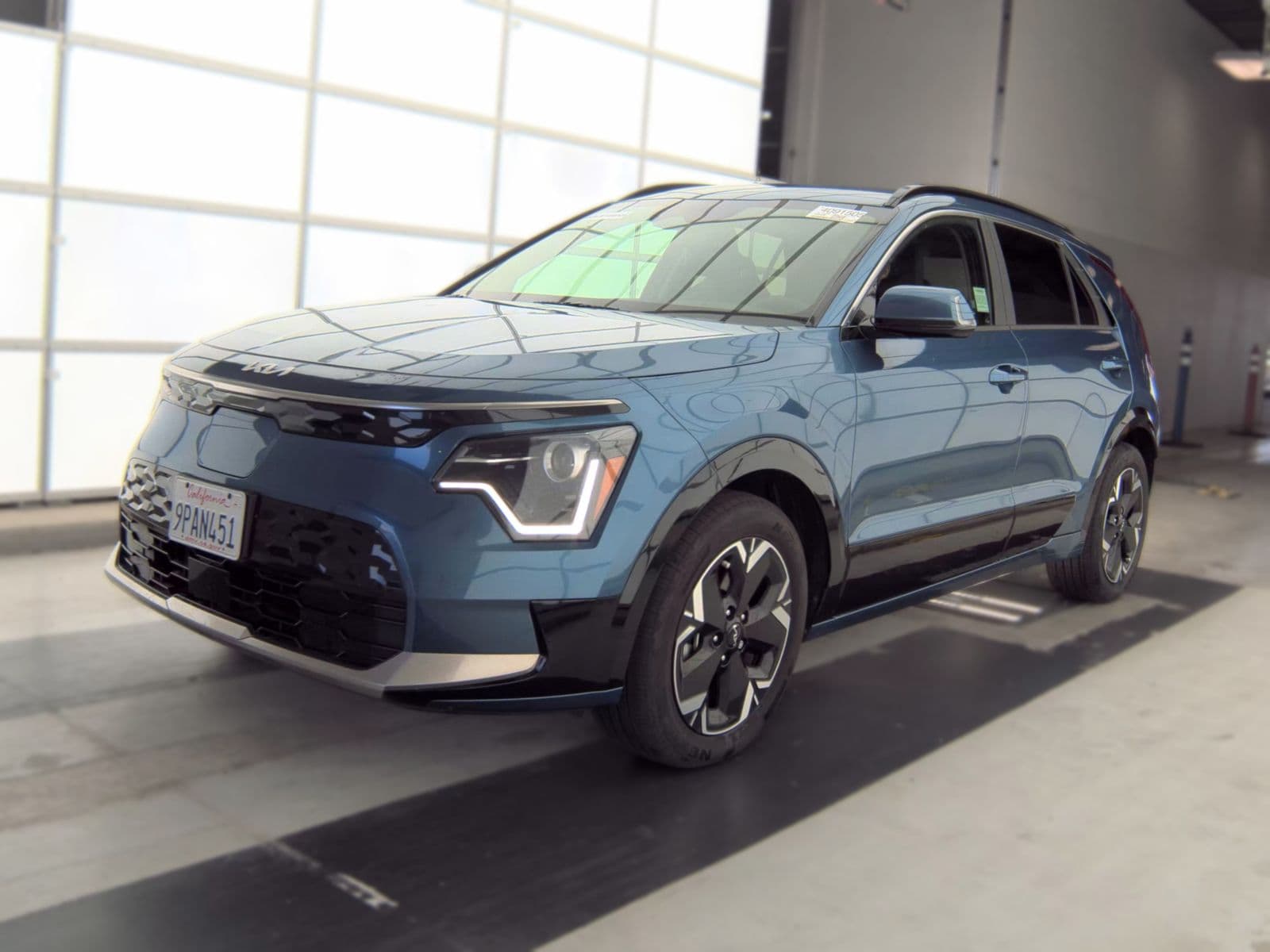 2024 KIA NIRO EV Wind