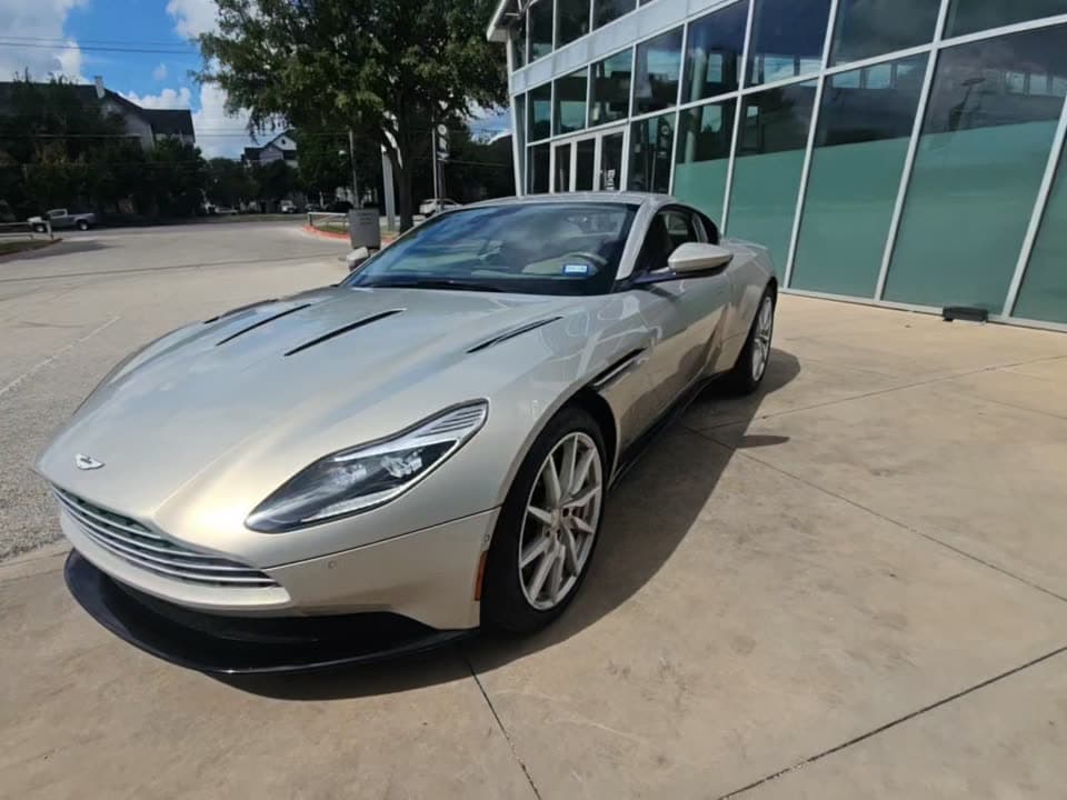 2018 ASTON MARTIN DB11 V12