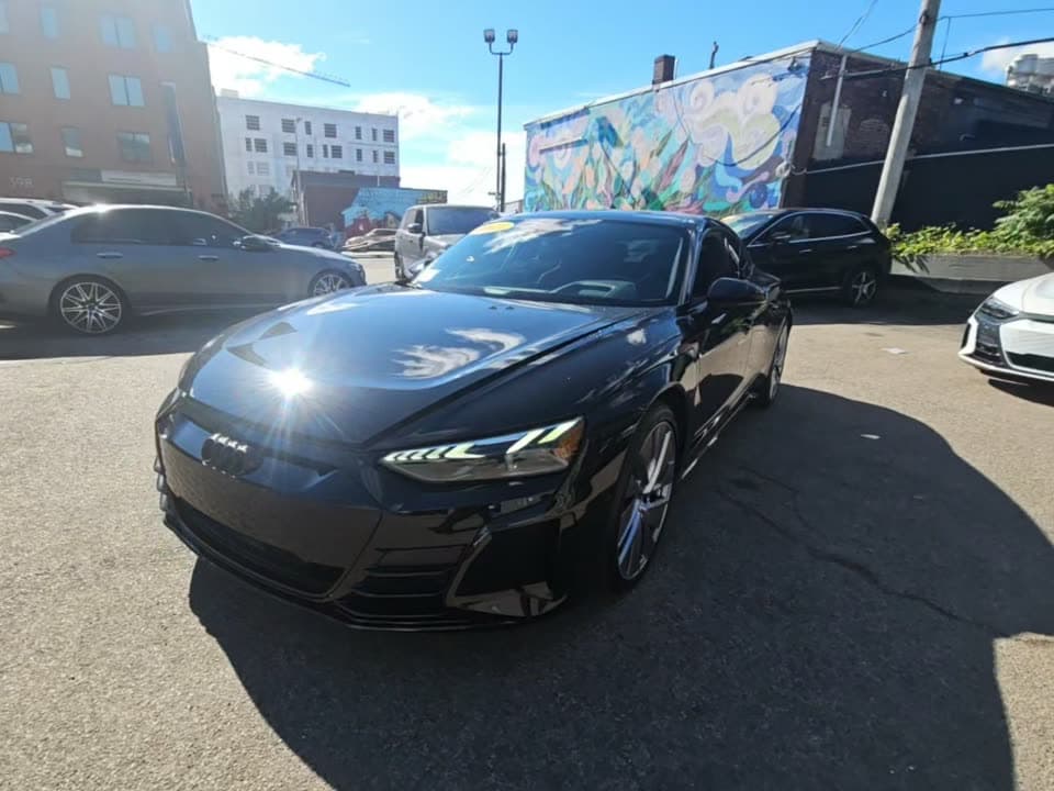 2022 AUDI E-TRON GT Prestige