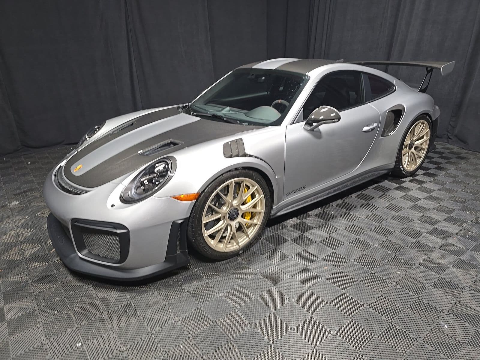 2018 PORSCHE 911 GT2 RS