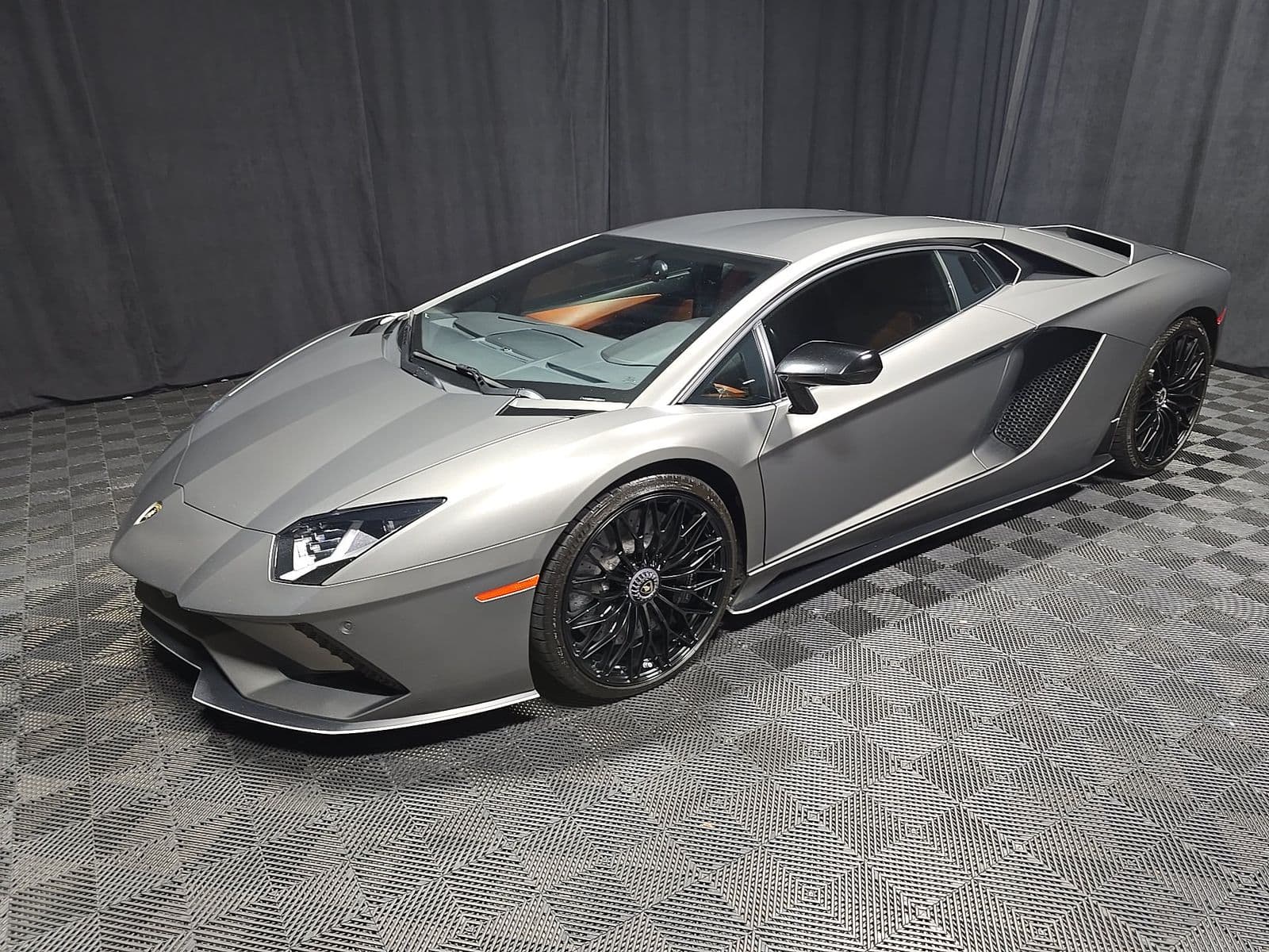 2018 LAMBORGHINI AVENTADOR S