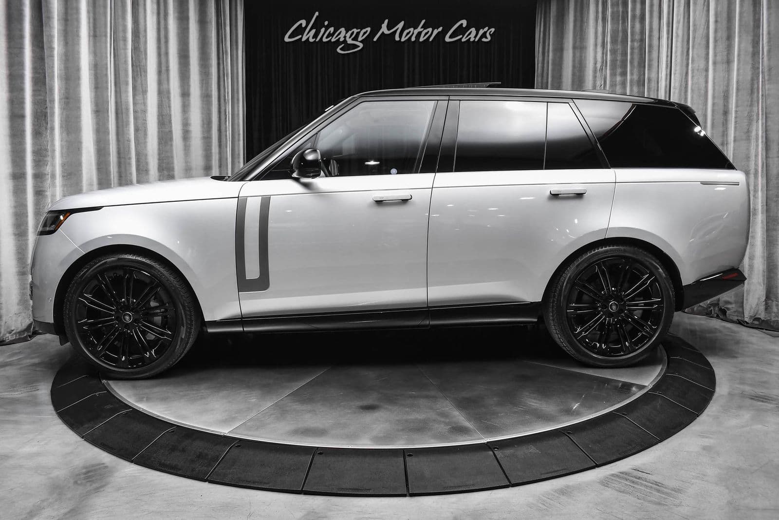 2024 LAND ROVER RANGE ROVER SE