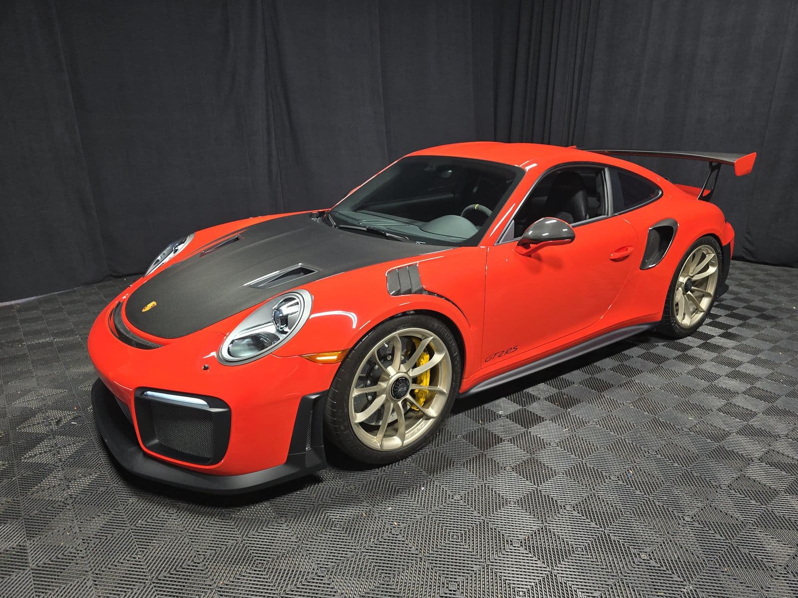 2018 PORSCHE 911 GT2 RS