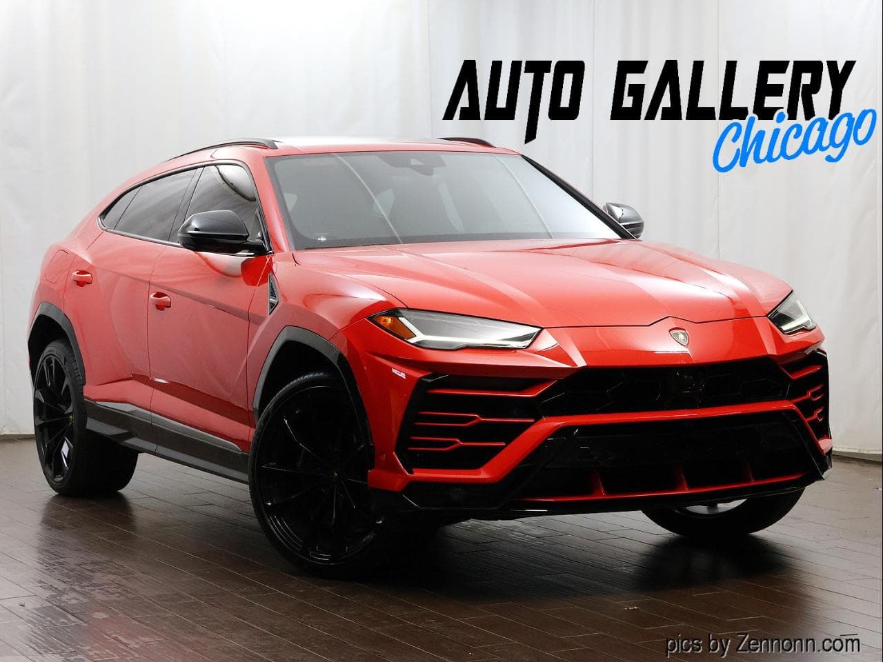 2020 LAMBORGHINI URUS Base