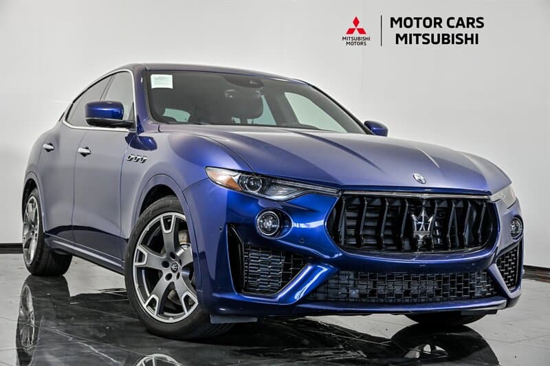 2023 MASERATI LEVANTE Modena