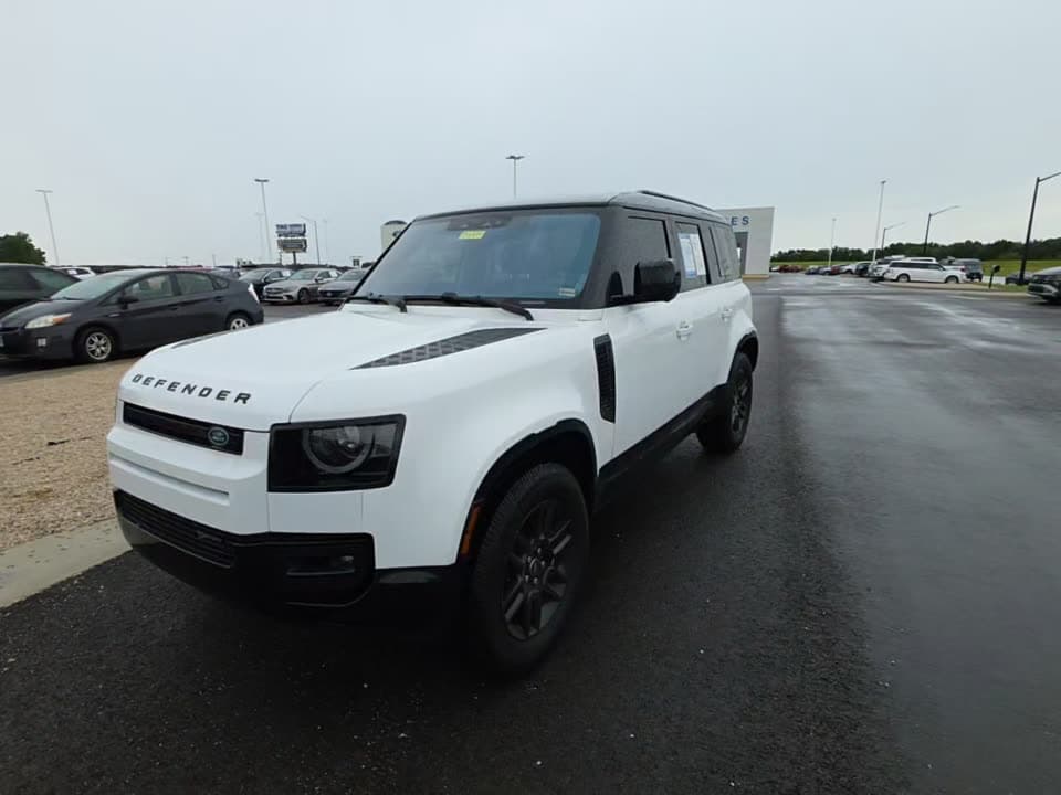 2022 LAND ROVER DEFENDER 110 X-DYNAMIC HSE
