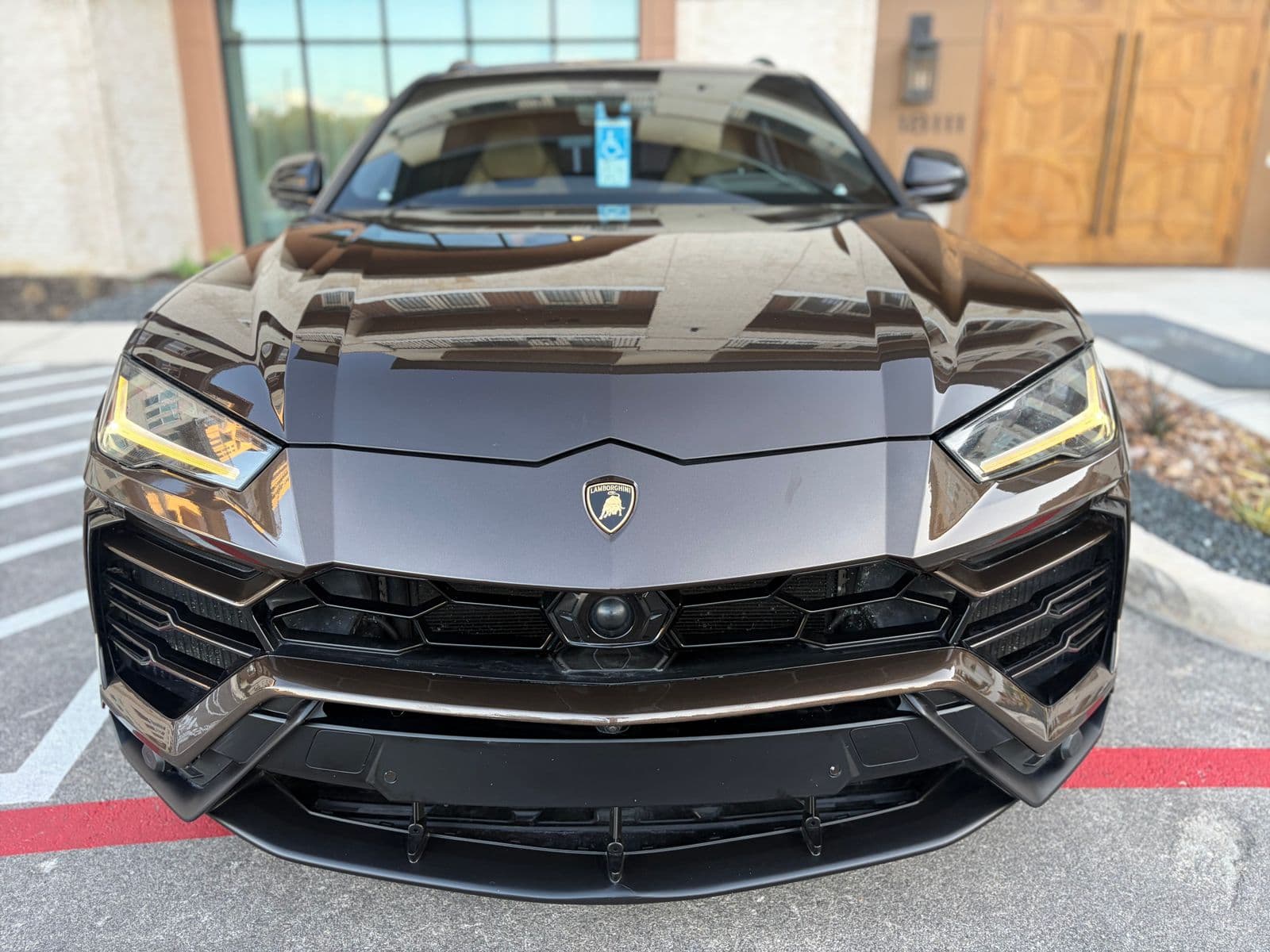 2020 LAMBORGHINI URUS Base