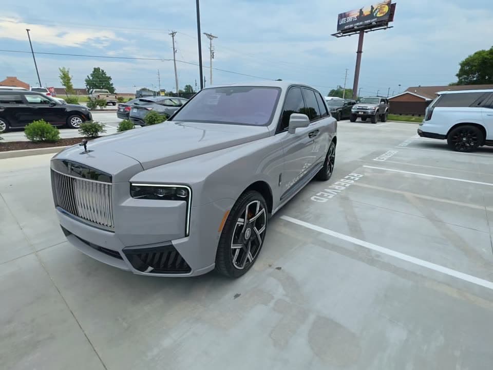 2026 ROLLS-ROYCE CULLINAN BLACK Badge