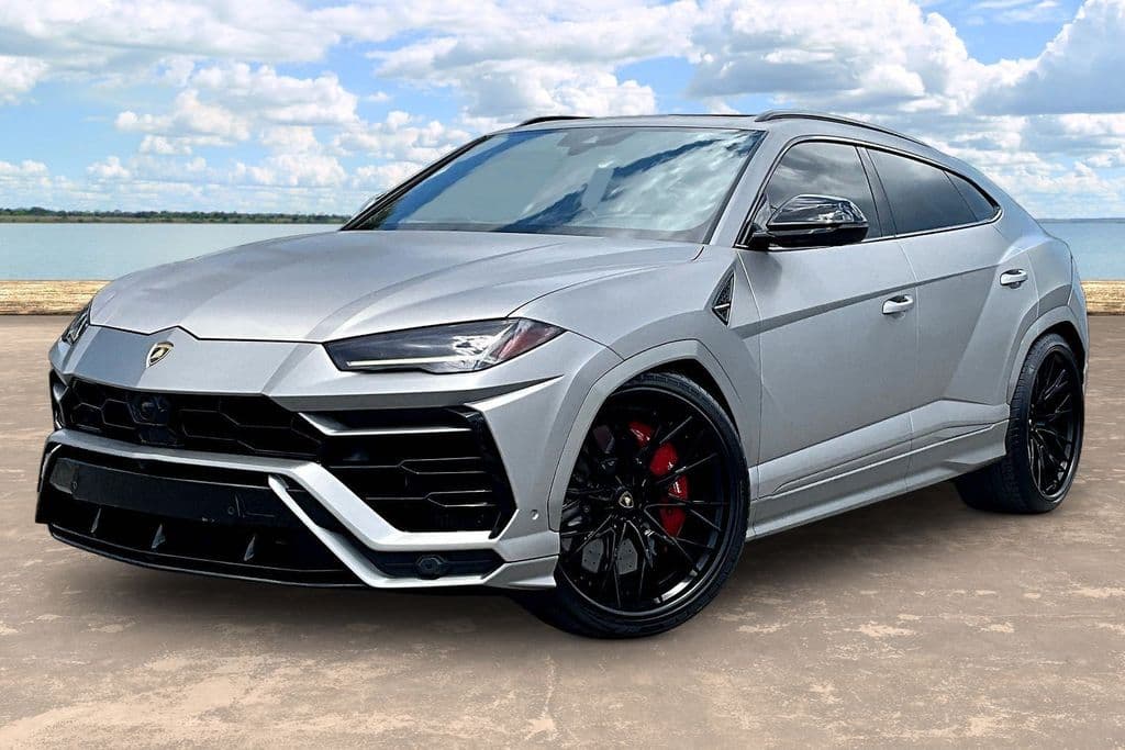2021 LAMBORGHINI URUS Base