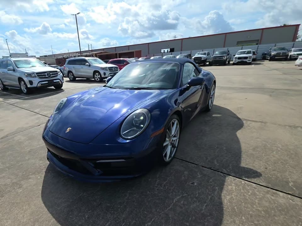 2022 PORSCHE 911 Carrera