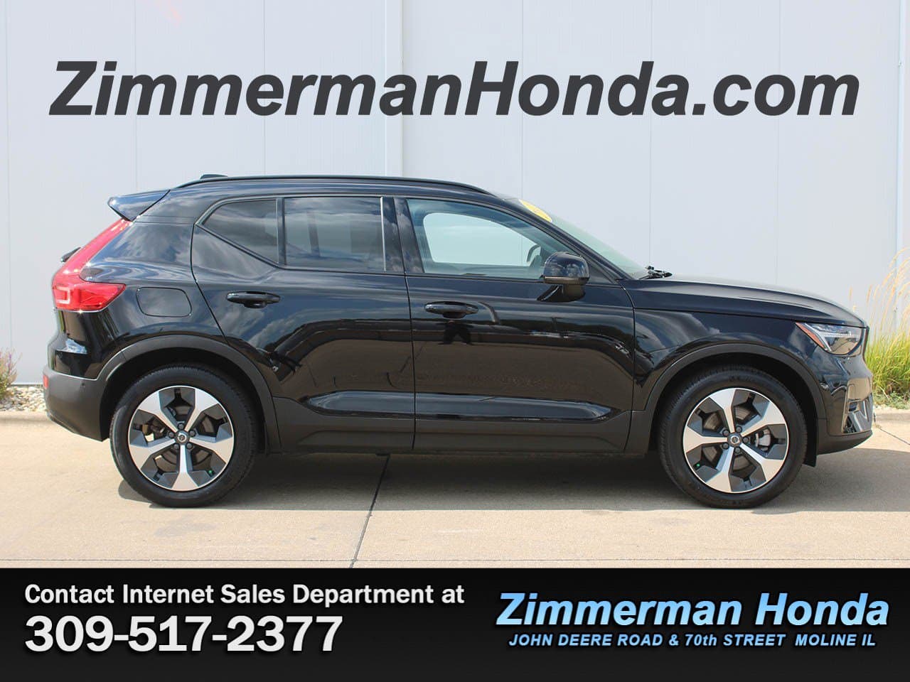 2023 VOLVO XC40 B4 Ultimate