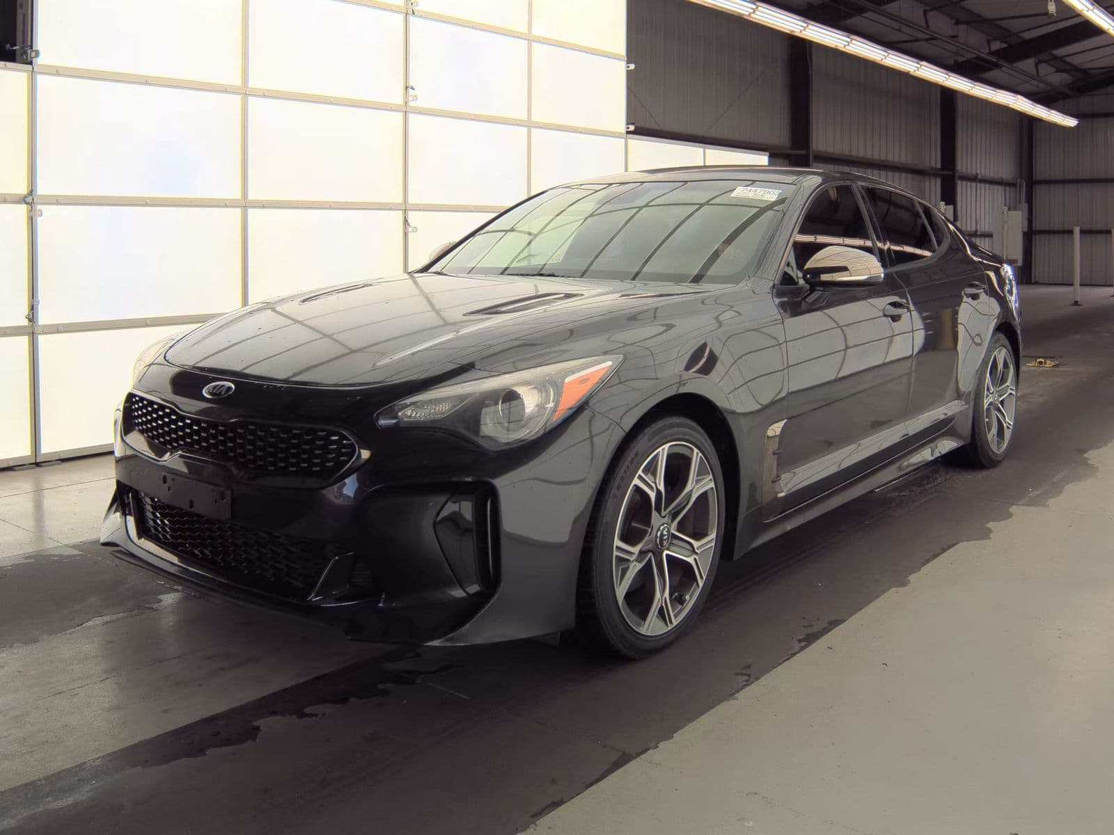 2020 KIA STINGER GT-Line 1