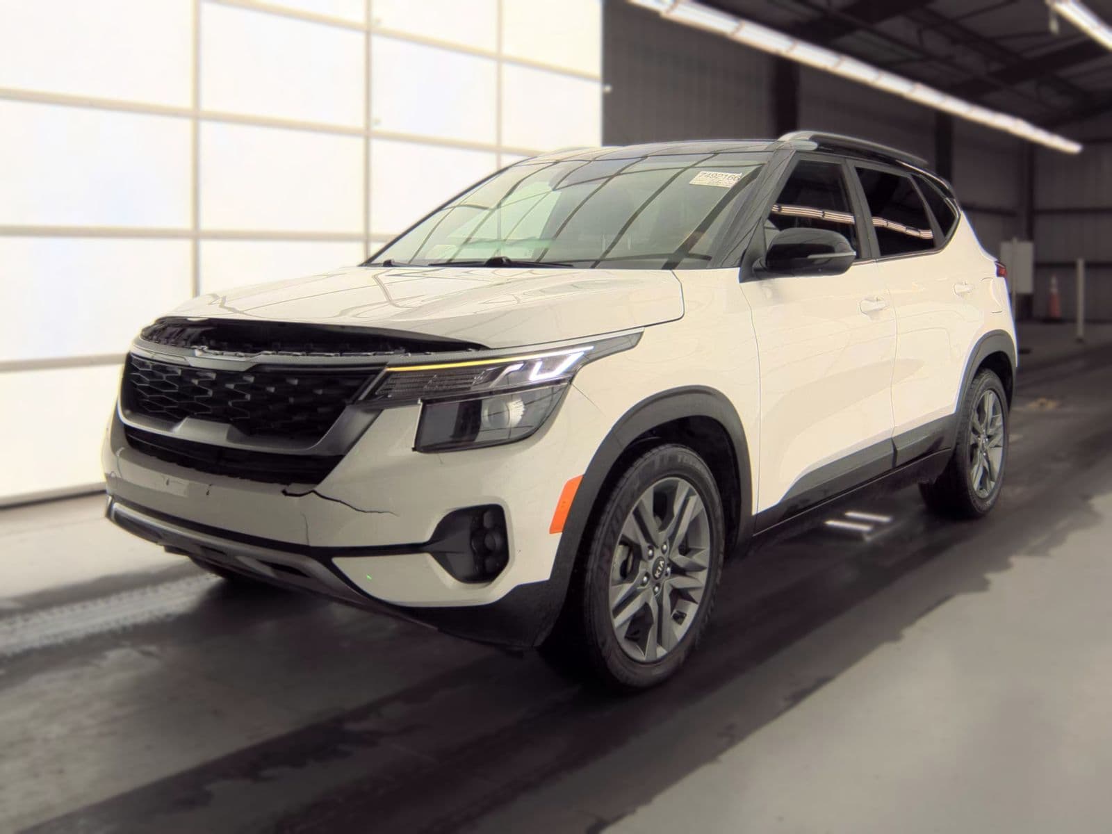 2021 KIA SELTOS S 1