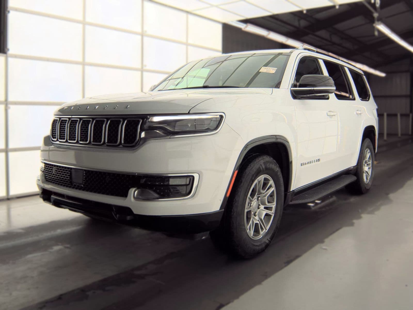 2023 JEEP WAGONEER Base