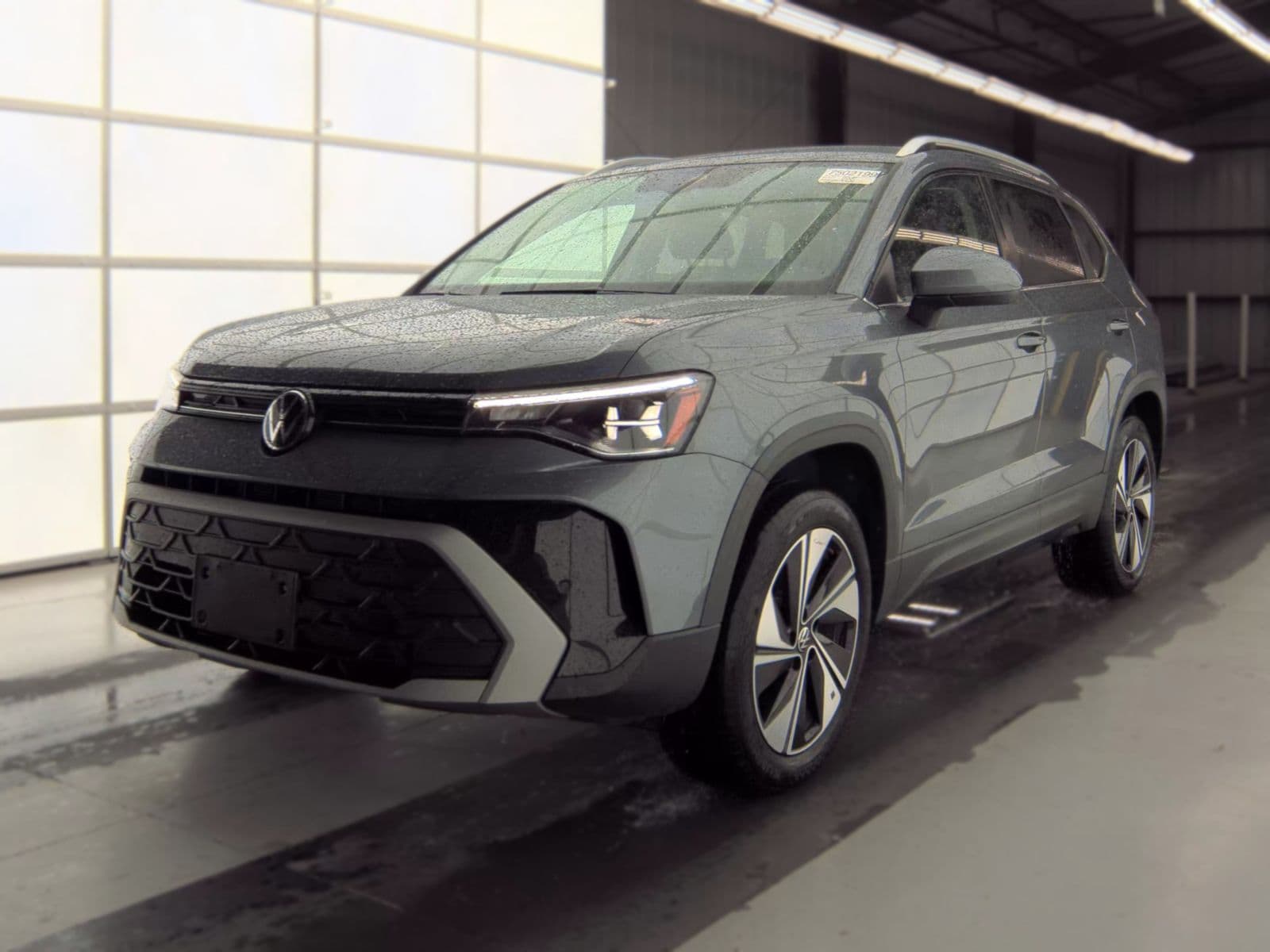 2025 VOLKSWAGEN TAOS SE