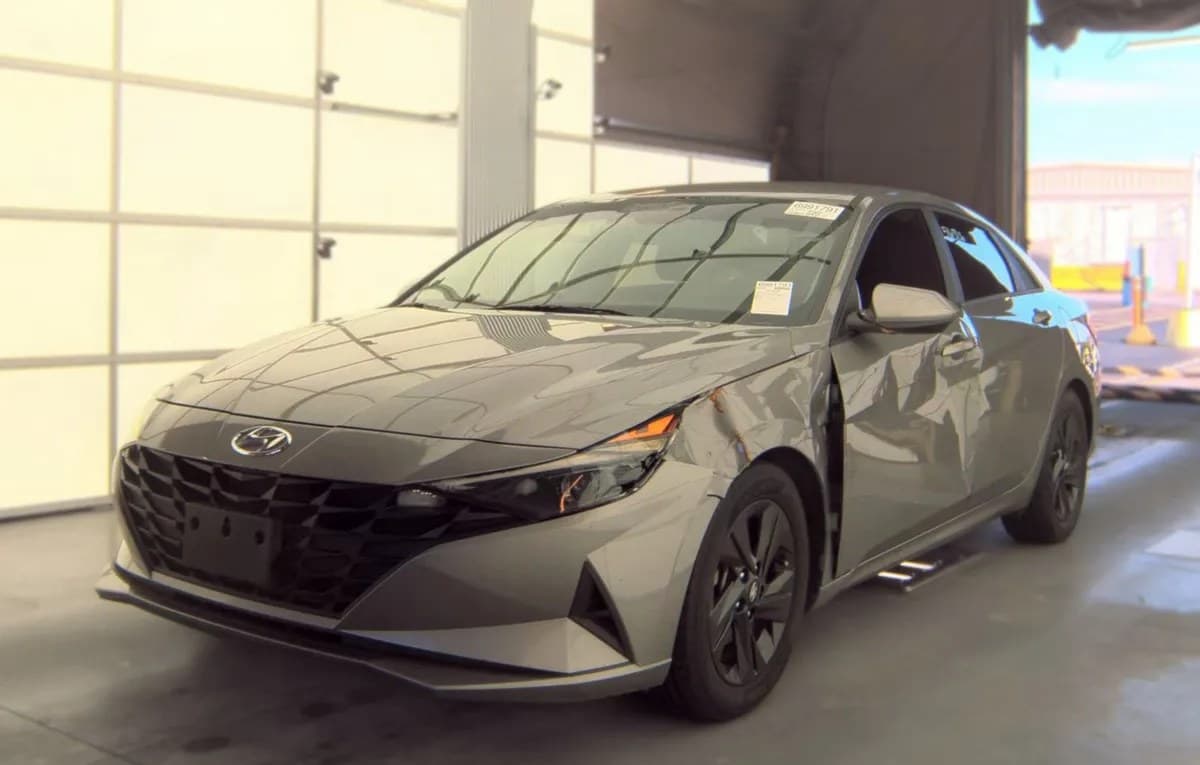 2023 HYUNDAI ELANTRA SEL