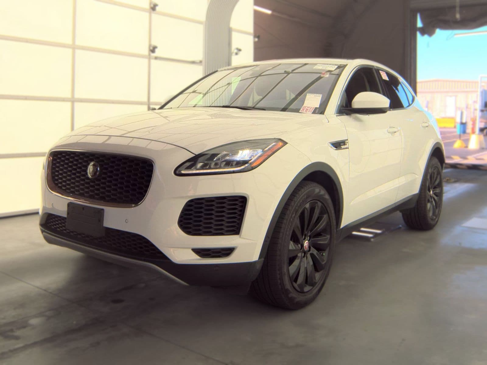 2018 JAGUAR E-PACE SE