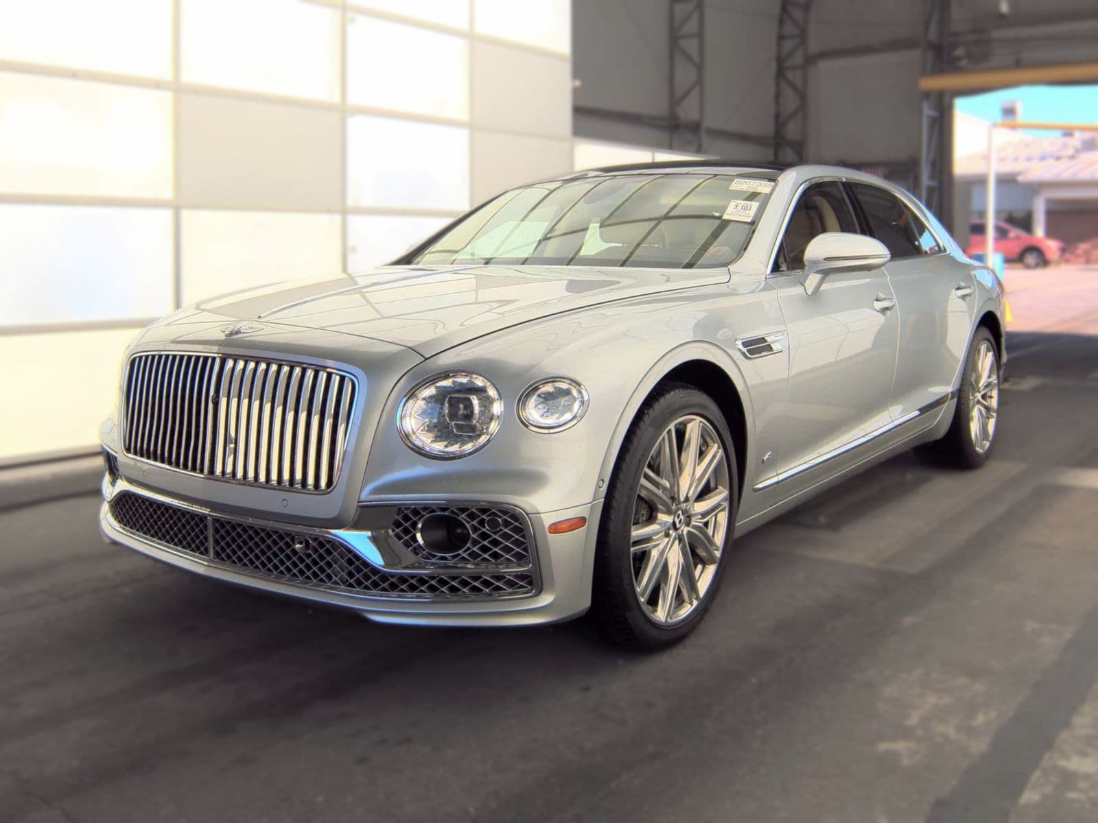 2022 BENTLEY FLYING SPUR V8