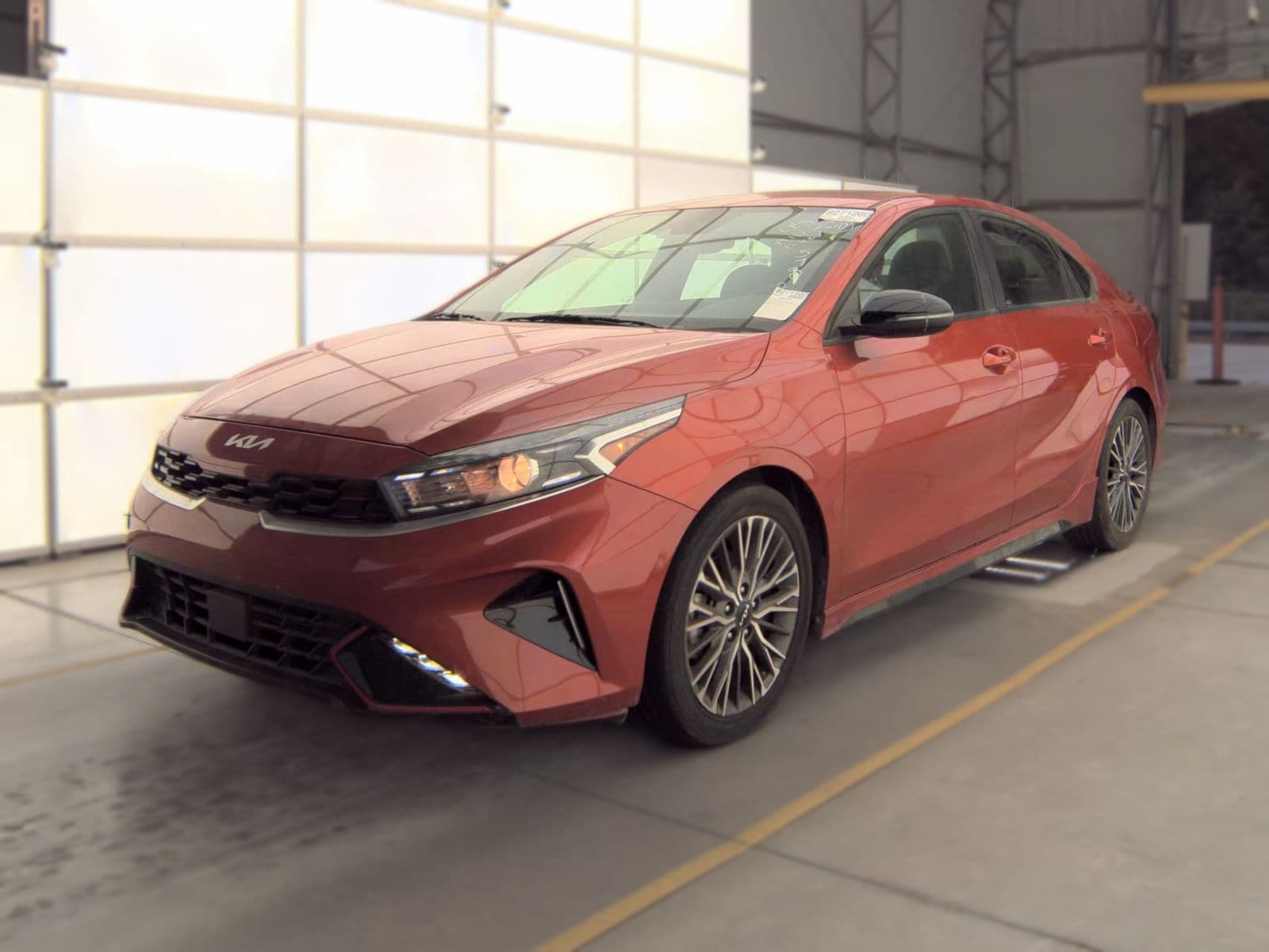 2023 KIA FORTE GT-Line