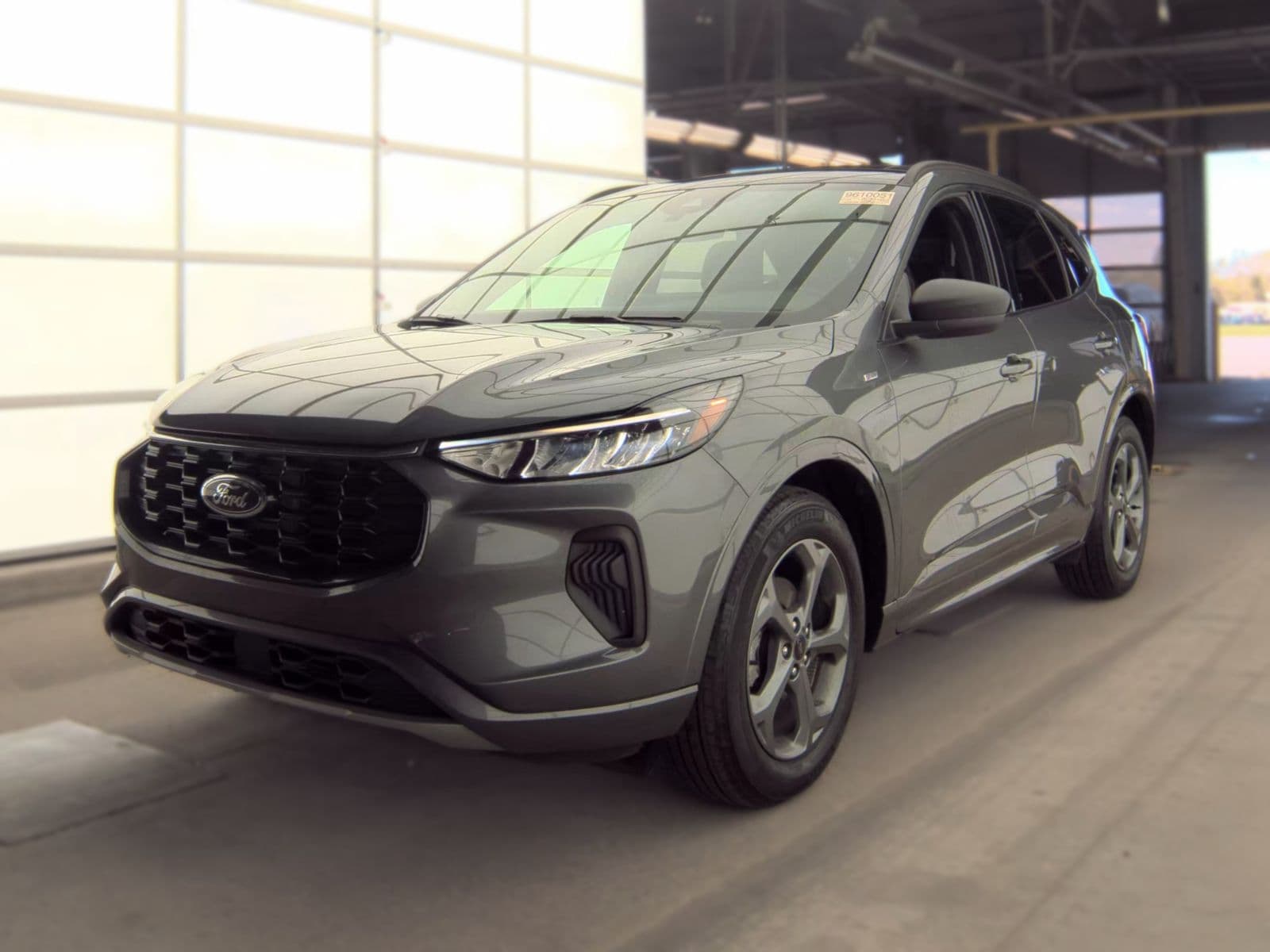 2024 FORD ESCAPE ST-Line 1