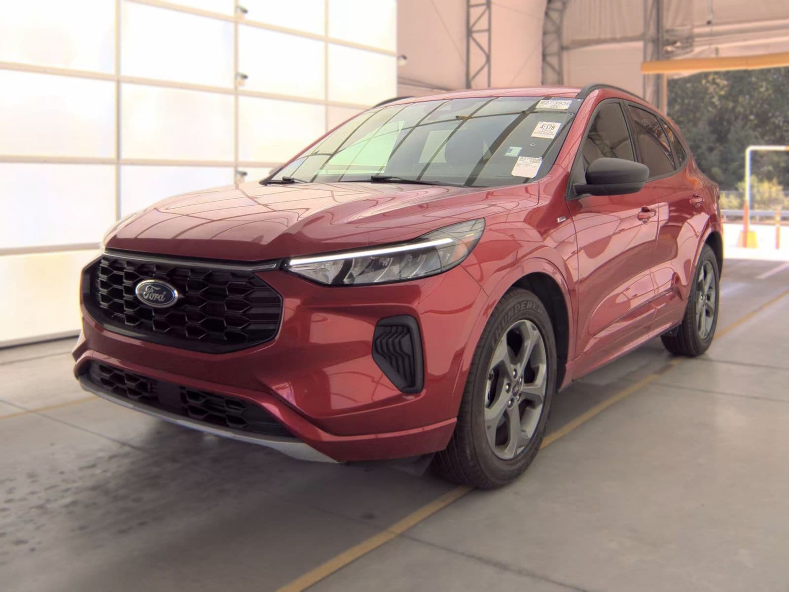 2024 FORD ESCAPE ST-Line 1