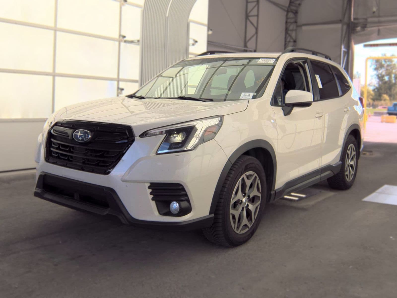 2023 SUBARU FORESTER Premium