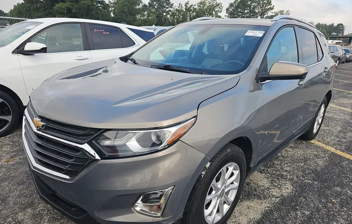 2019 CHEVROLET EQUINOX LT 1