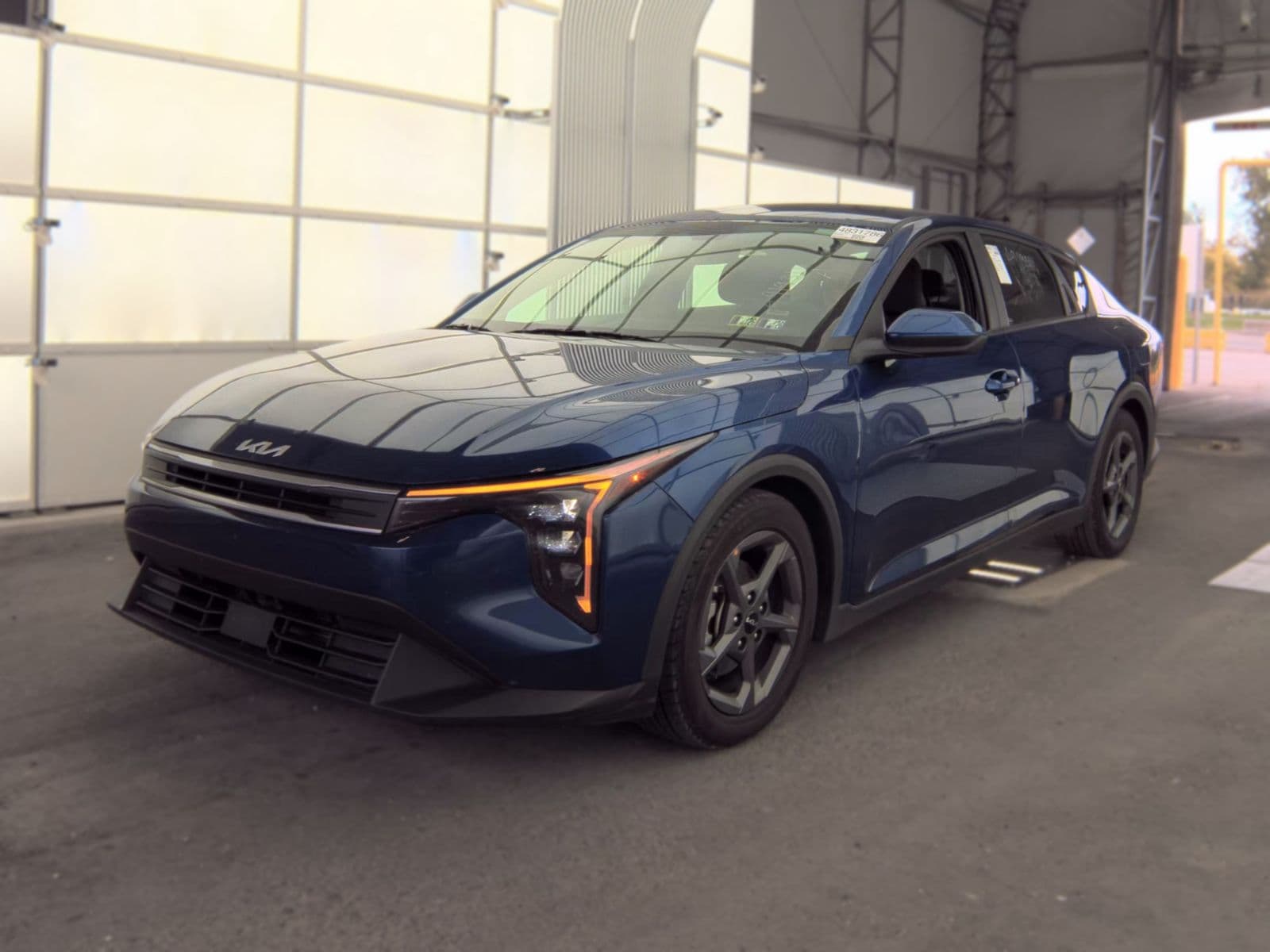 2025 KIA K4 LXS 1