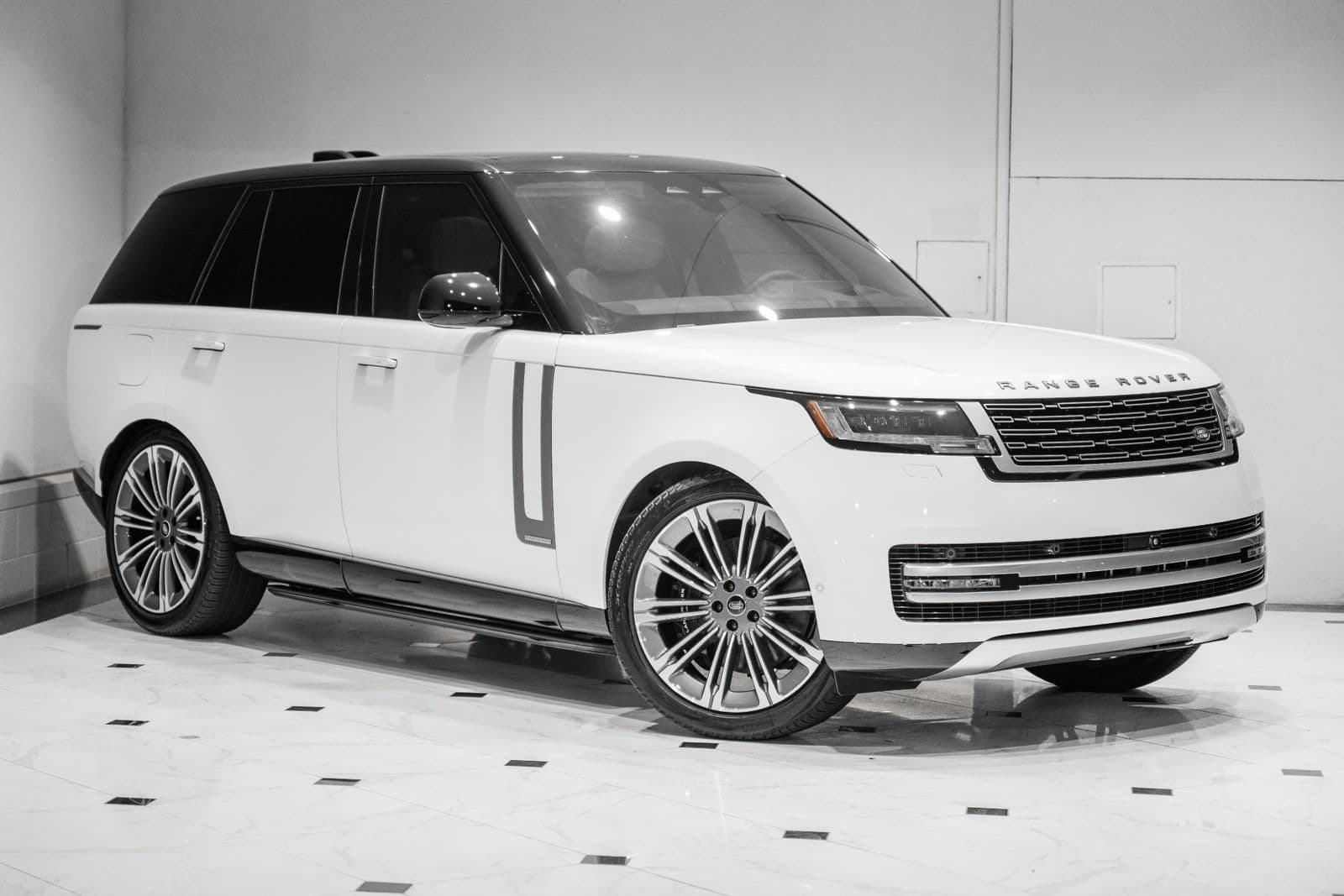 2024 LAND ROVER RANGE ROVER Autobiography